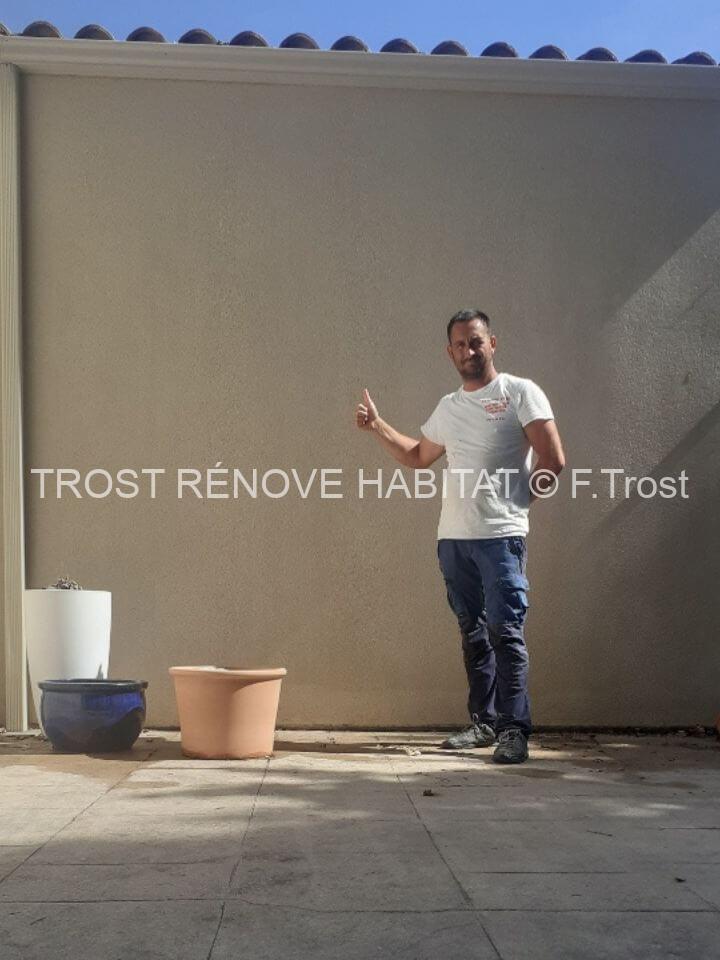 Après le nettoyage façade traces rouges à Mazé-Milon