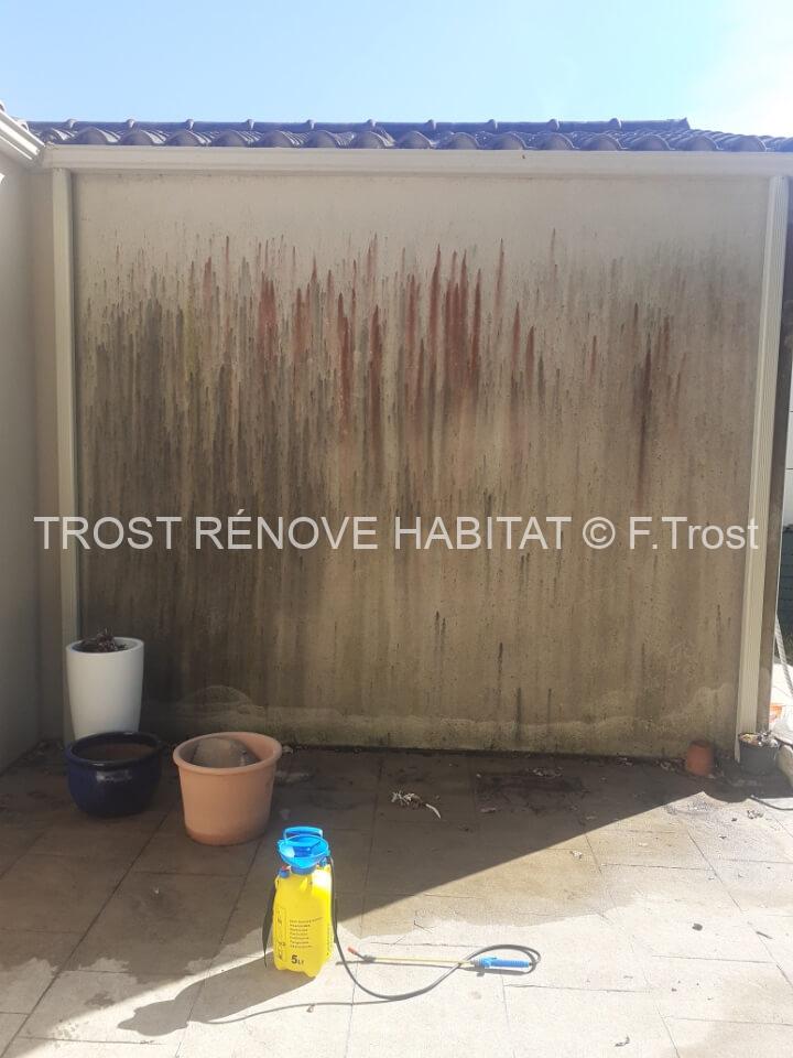 Nettoyage facade traces rouges Mazé-Milon