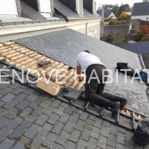 Remplacement des ardoises sur une toiture à Angers