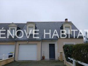 Démoussage d&rsquo;une toiture en ardoise