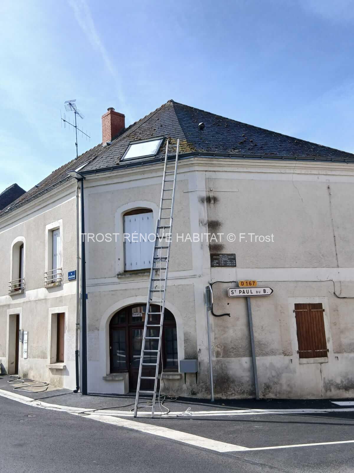 Couvreur Lys-Haut-Layon - Démoussage toiture